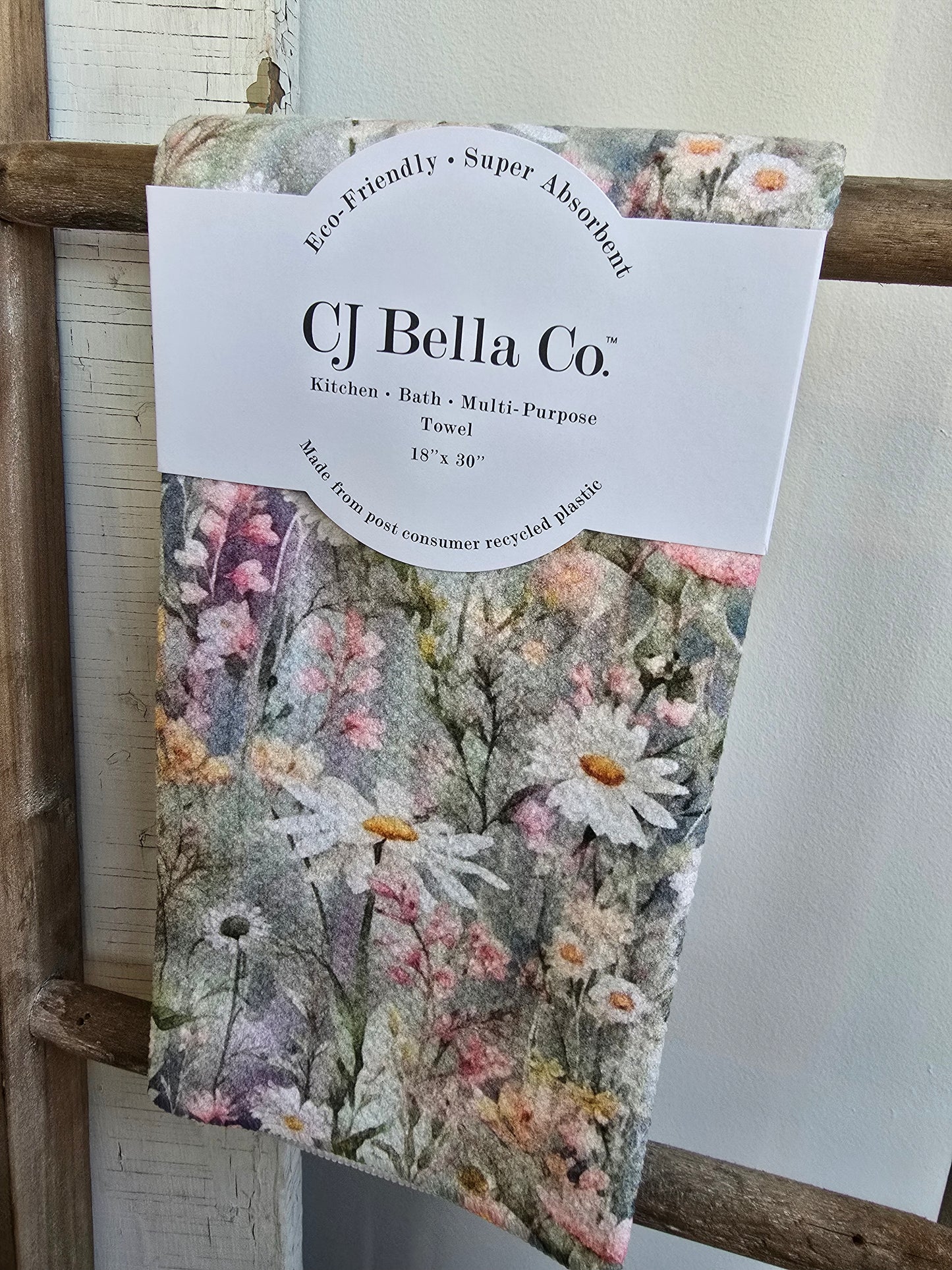 Daisy Blossoms Eco-Friendly Towel