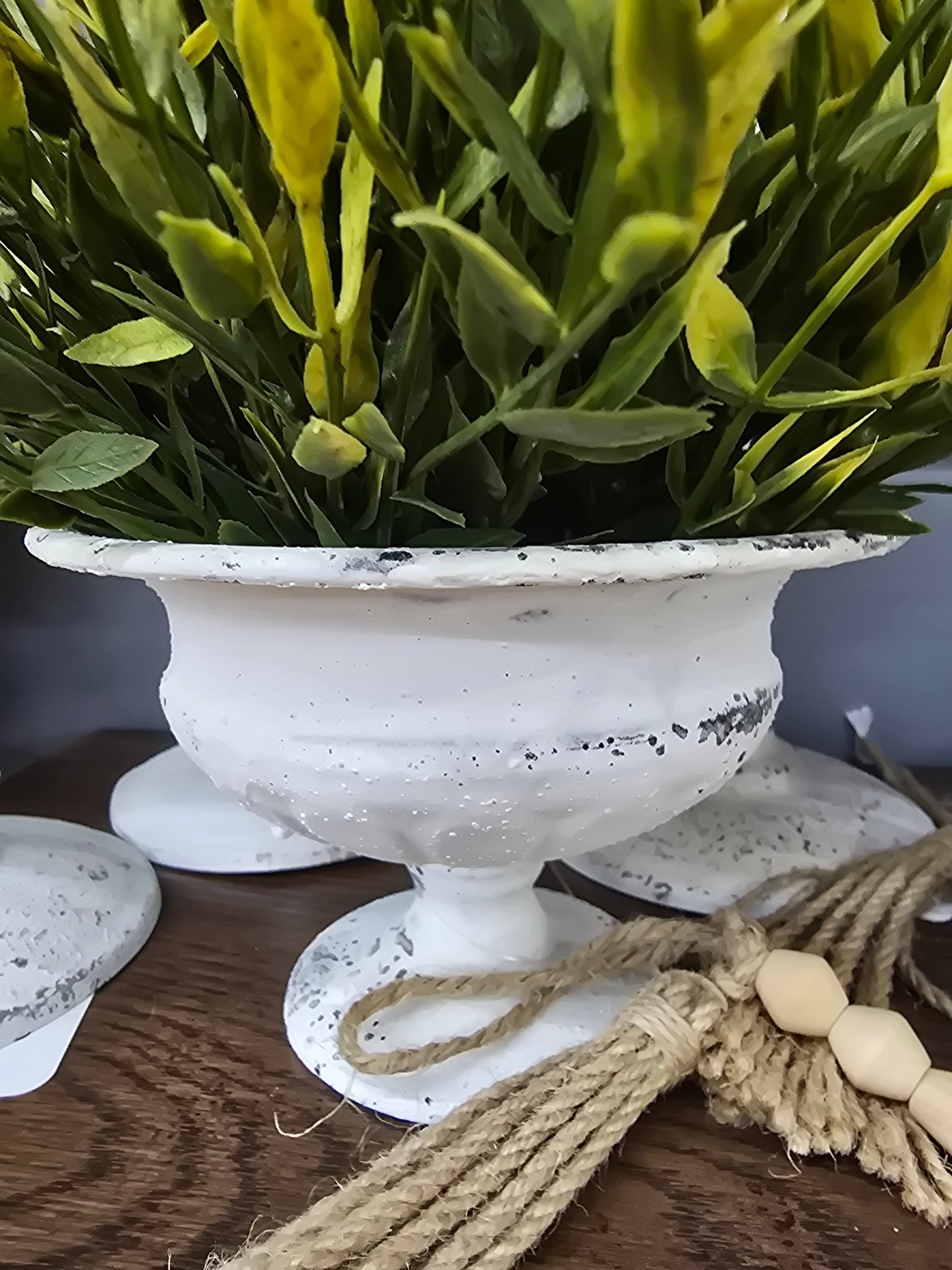 6" Cream Urn