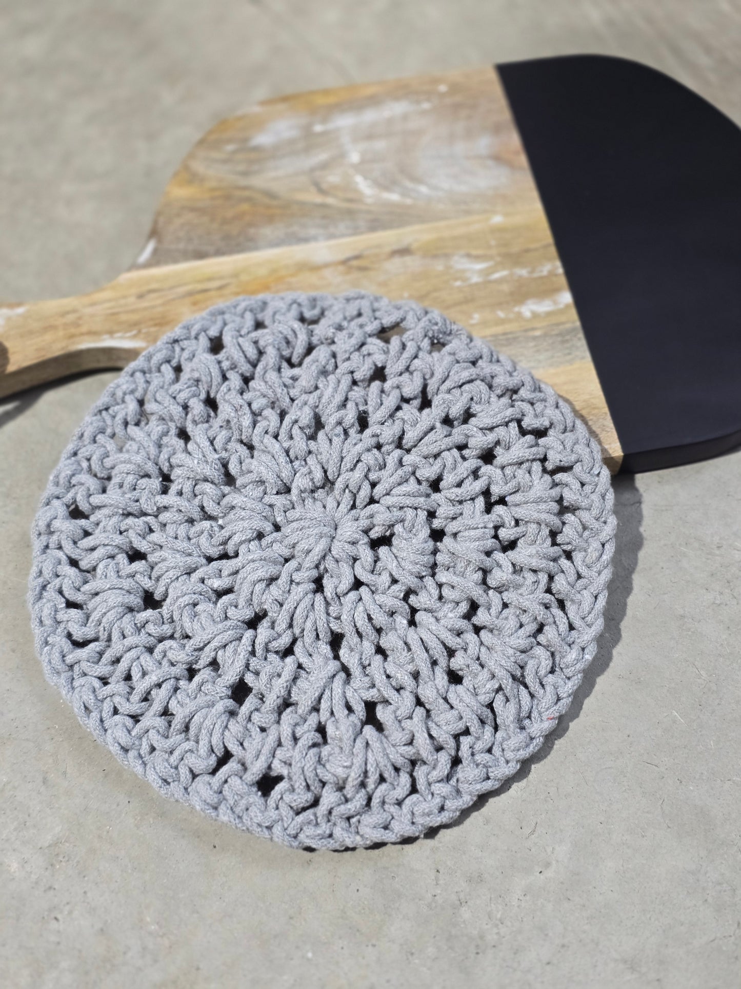 trivet knot shadow