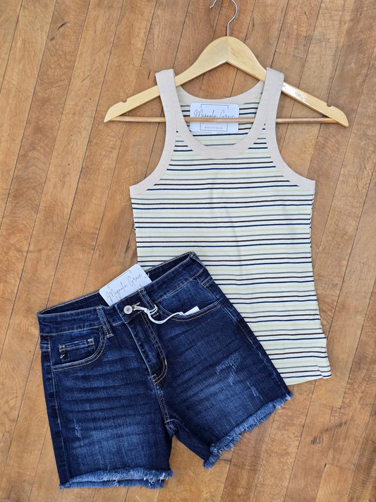 Multi Colored Ribbed Tank