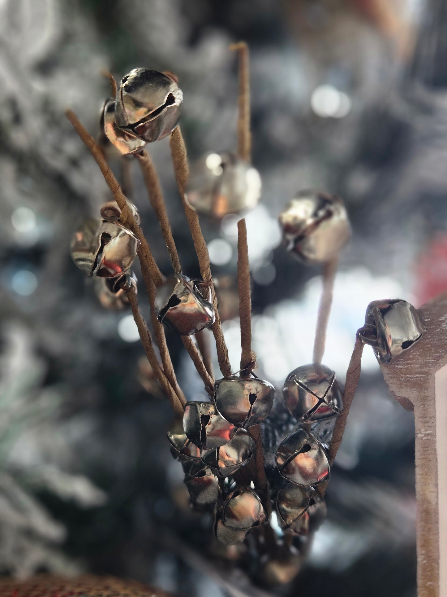 Silver Bells Pick 10"