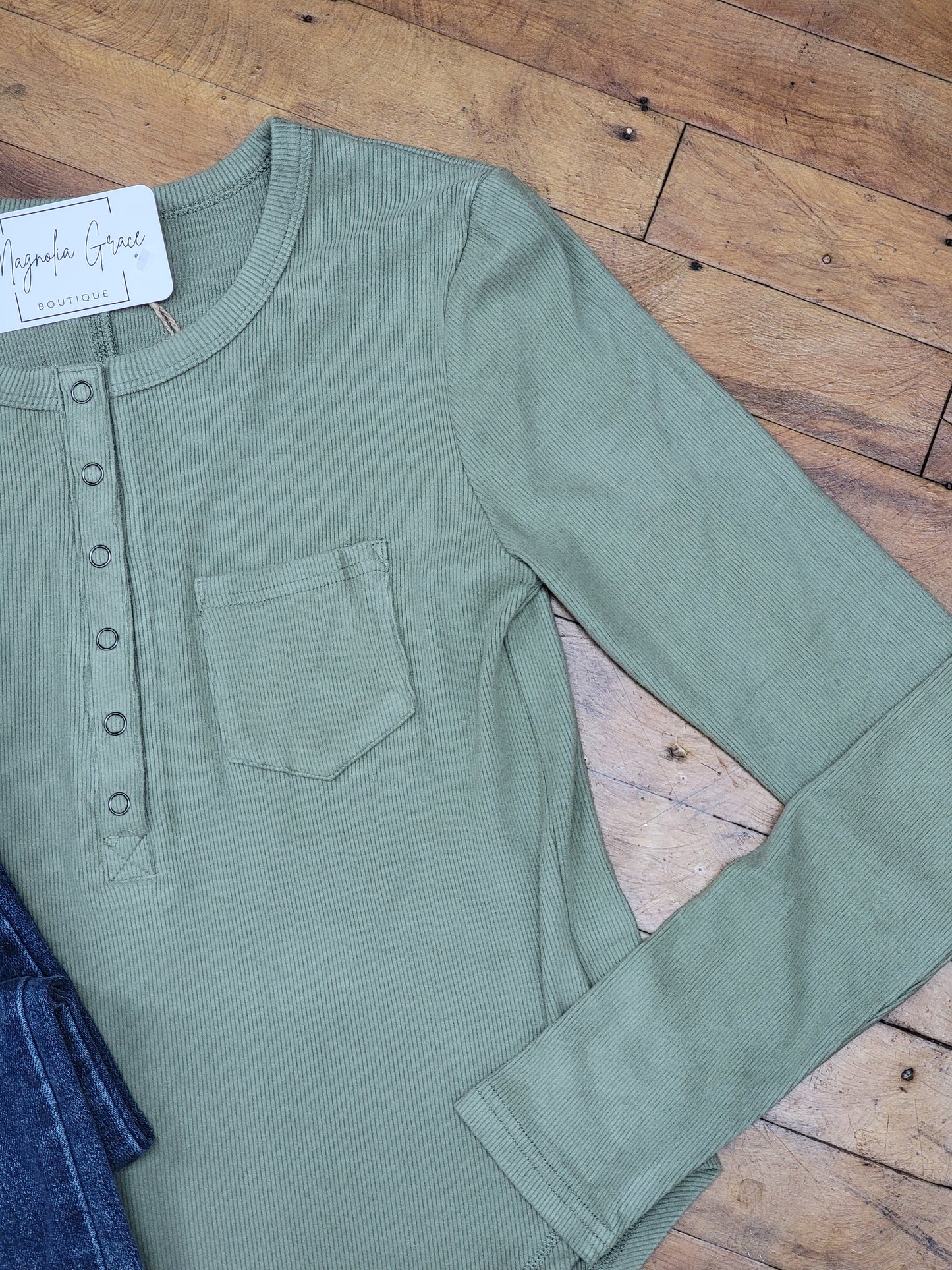 Solid Knit Casual Top-Olive