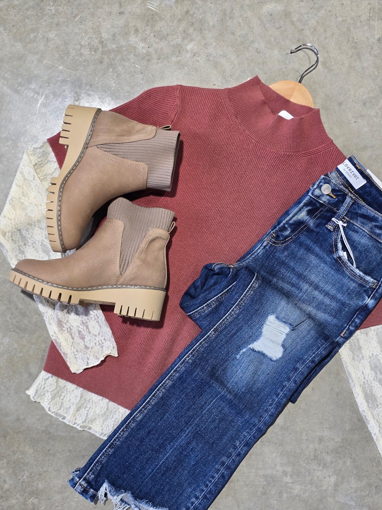 Mock Neck Brick Short Sleeve