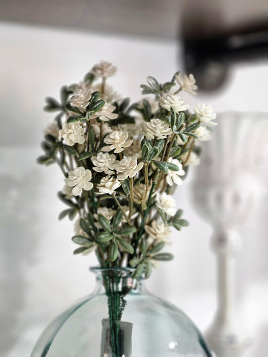 13in Alablaster Buds Pick