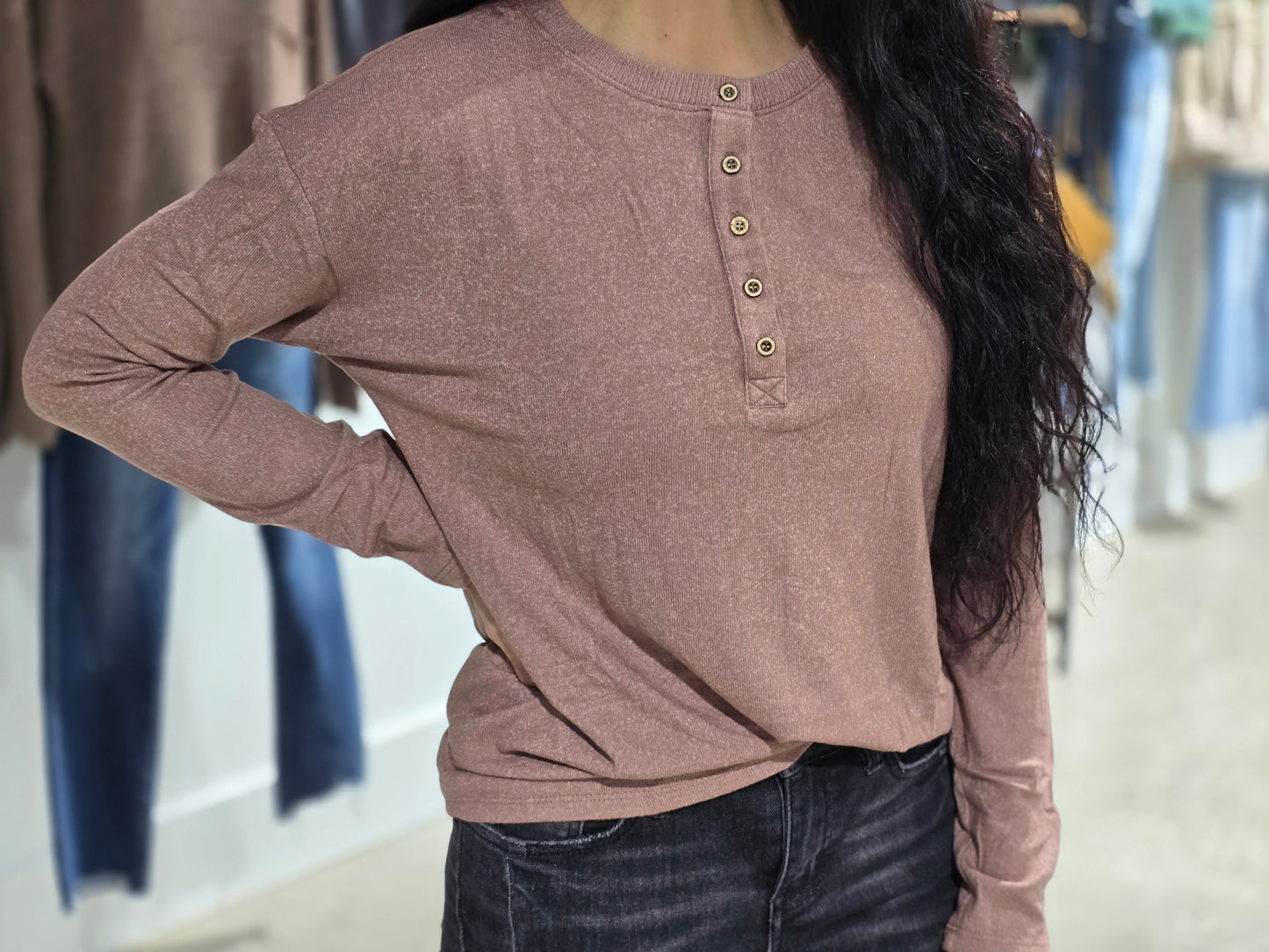 Buttery Hacci Henley