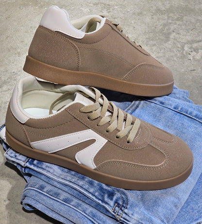 Retro Brown Sneaker