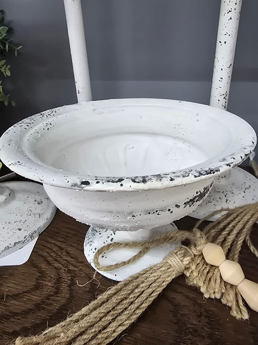 6" Cream Urn