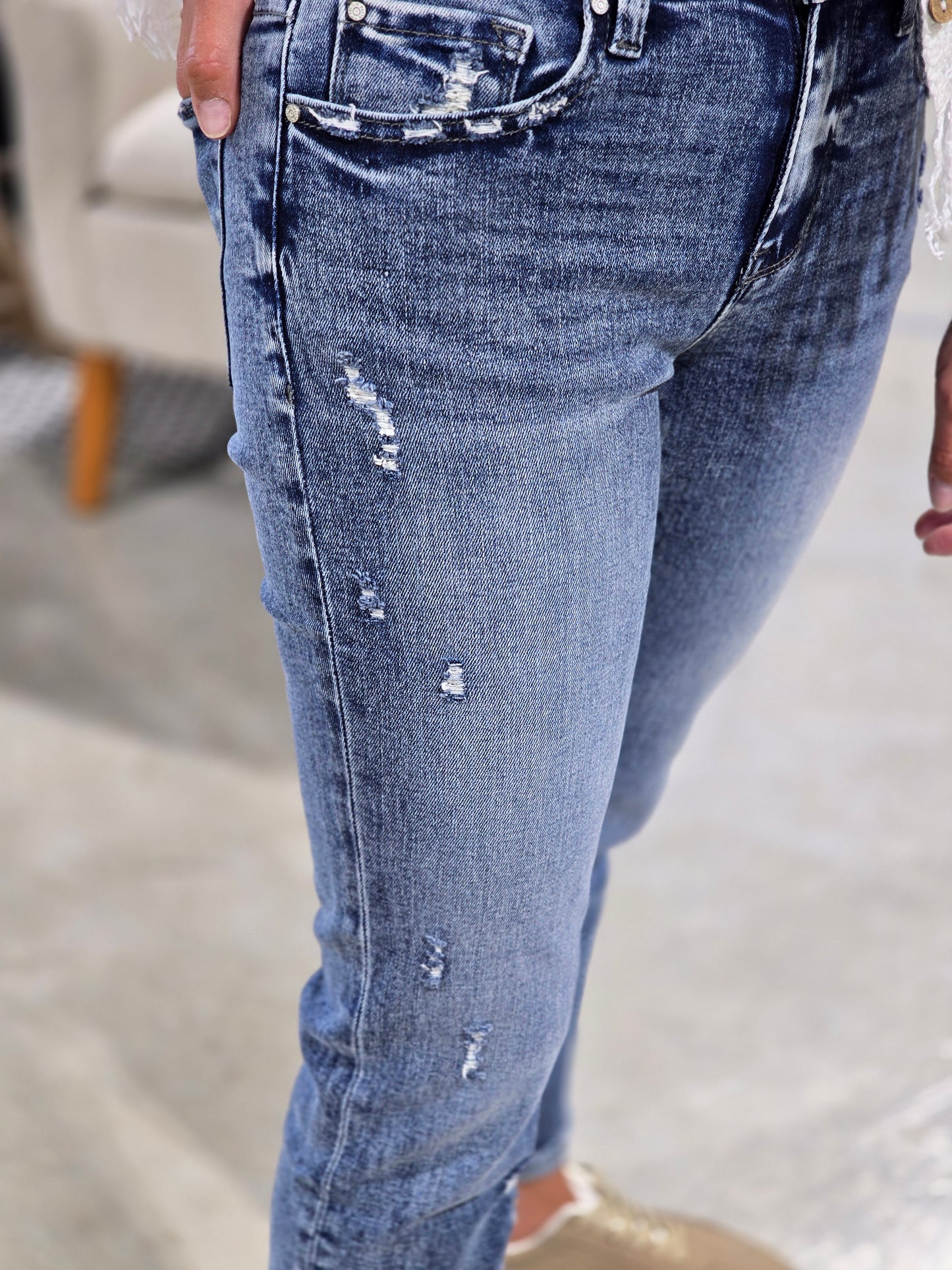 Mid Rise Stretch Straight w/ Released Hem Jeans