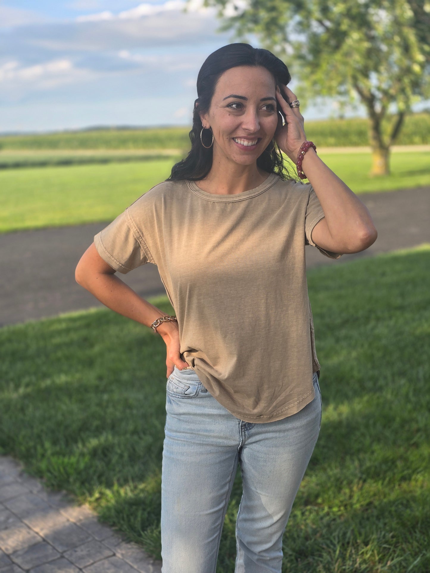 Round Neck Short Sleeve Exposed Seam