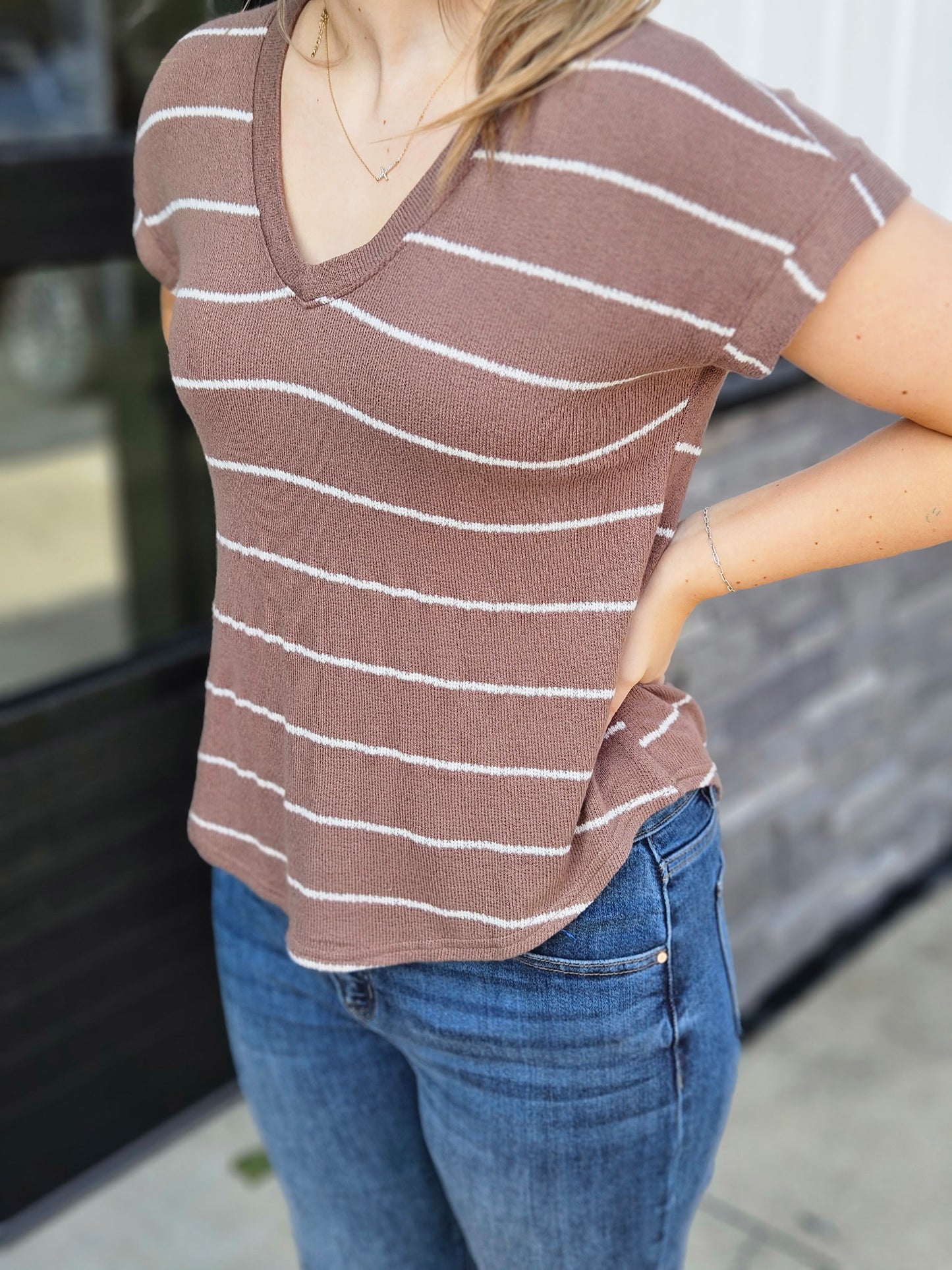 Stripe V Neck Cuffed Short Sleeve Knit Top Mocha