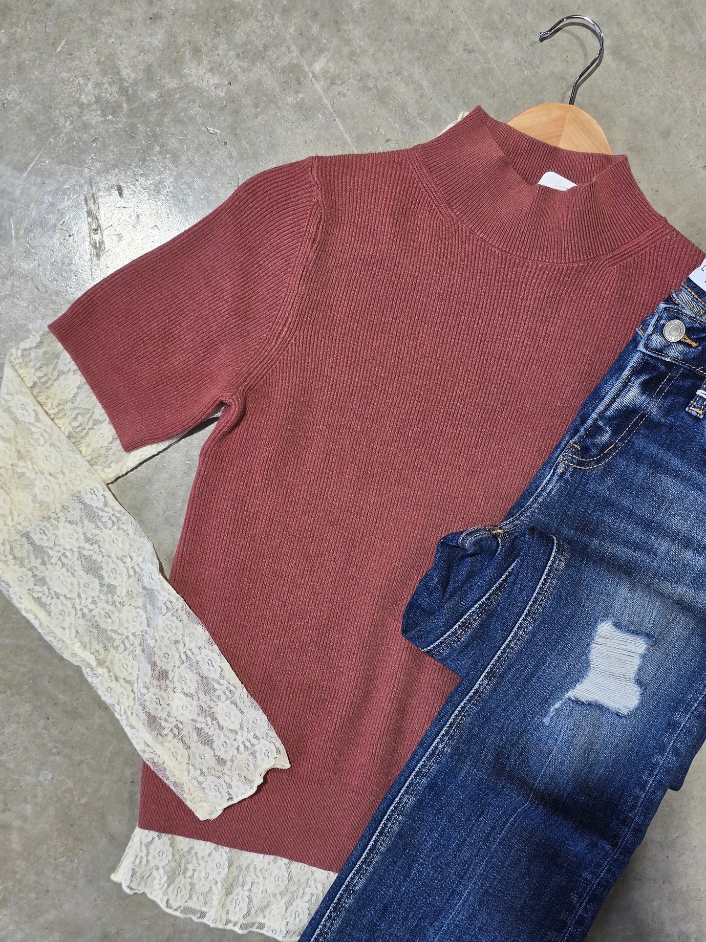 Mock Neck Brick Short Sleeve