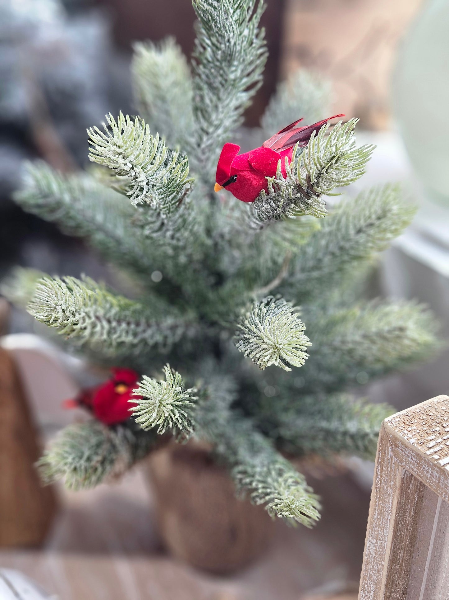 Glittered Pine Tree With Cardinals