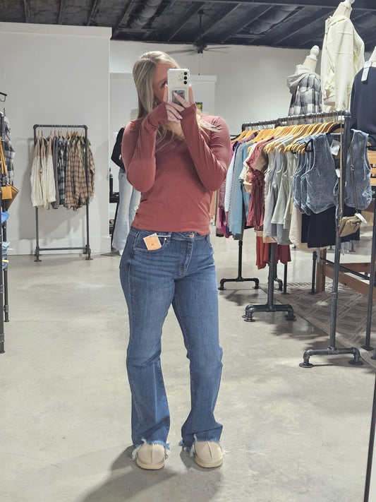 Mid Rise Frayed Hem Jeans