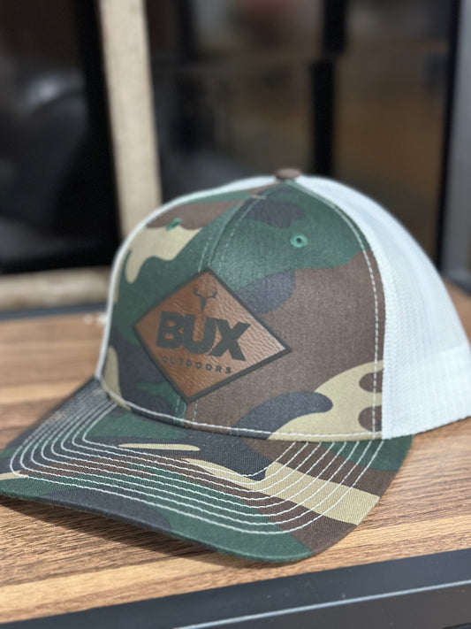 Dark Camo/White Bux Diamond Deer Leather